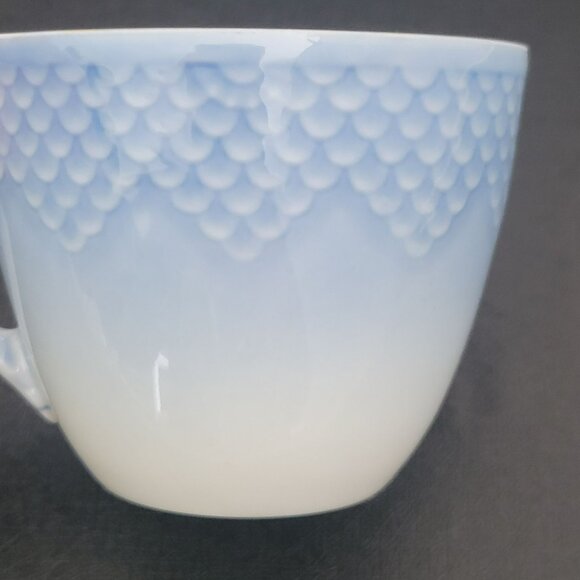 Vintage Bing & Grondahl Seagull Flat Cup Set Coastal Blue White Ombre Gold Trim - Picture 5 of 10